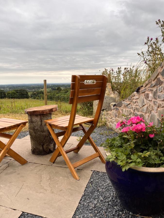 Hilltop Hideaway - Secluded Pod With Private Hot Tub นิวรี ภายนอก รูปภาพ